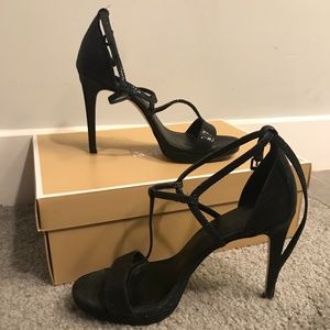 Michael Kors Black heels